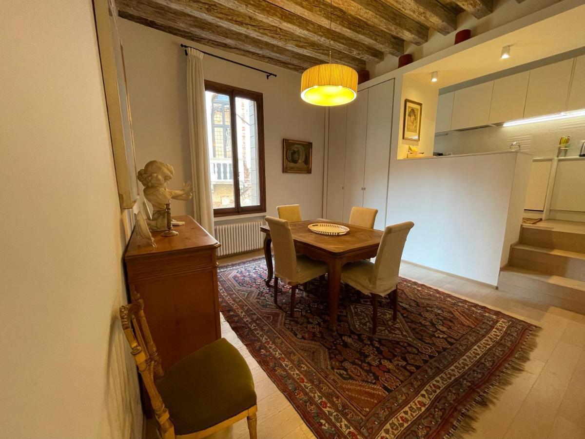 Appartamento Di Charme Venedig Exterior foto